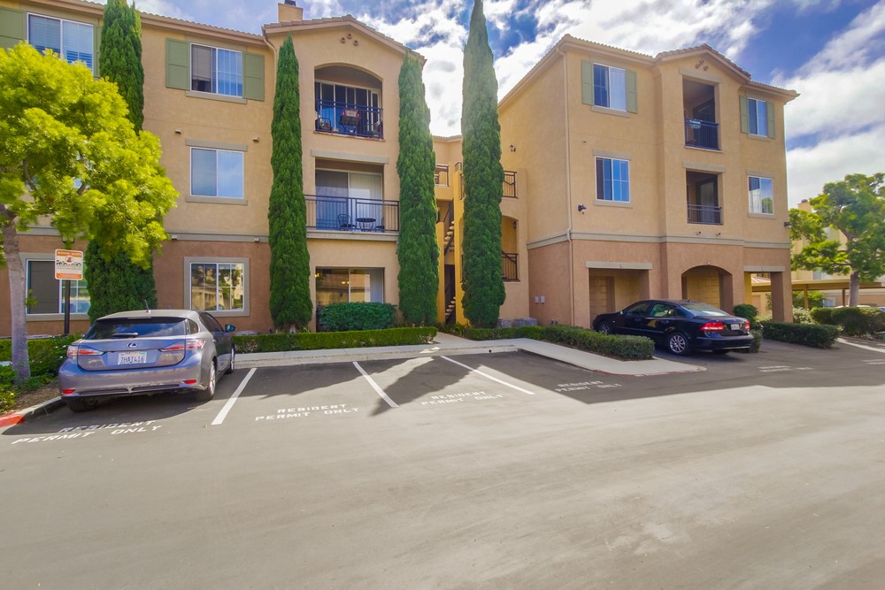Virtual tour photo 4 of 37 for 3845 Elijah Ct #615