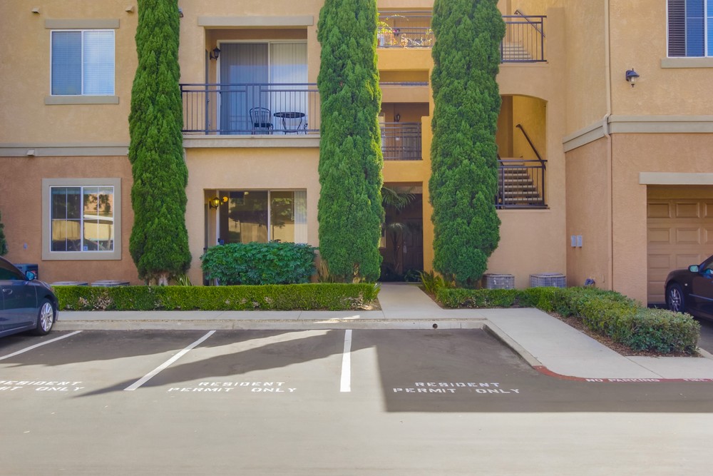 Virtual tour photo 5 of 37 for 3845 Elijah Ct #615