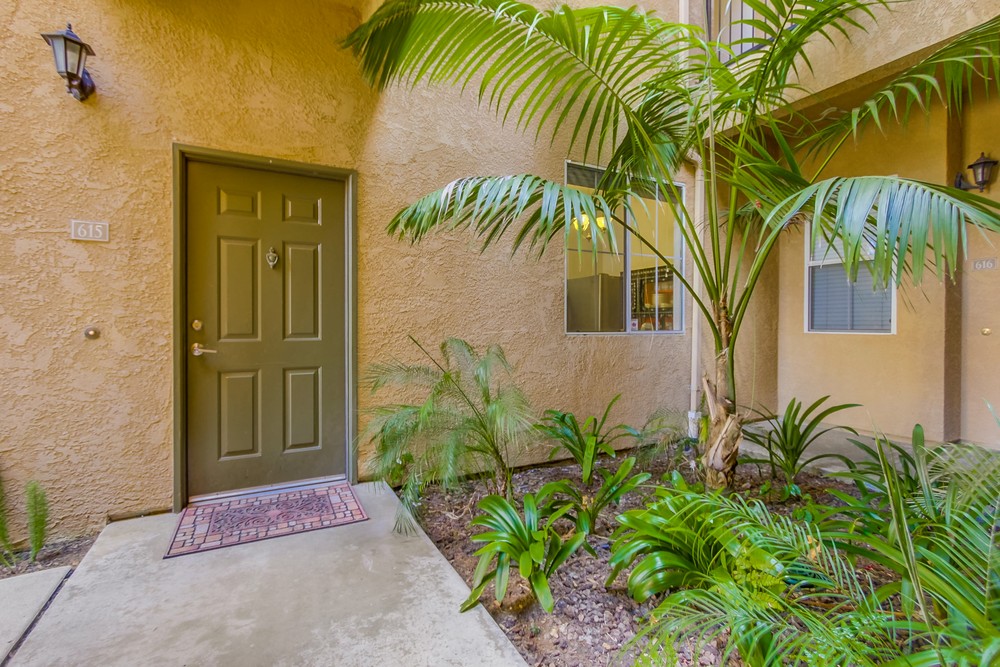 Virtual tour photo 7 of 37 for 3845 Elijah Ct #615