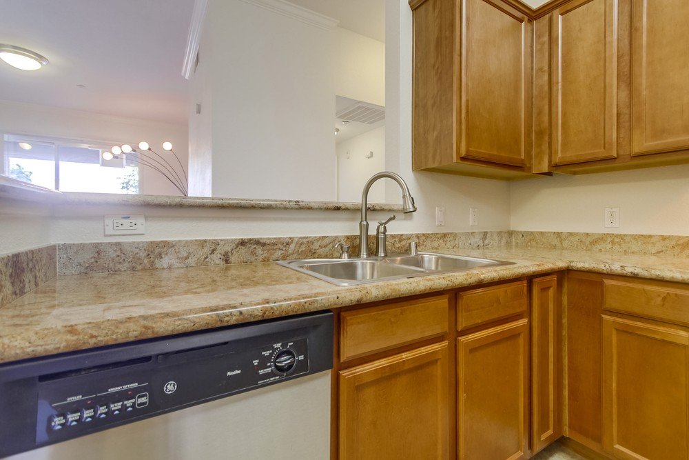 Virtual tour photo 18 of 37 for 3845 Elijah Ct #615