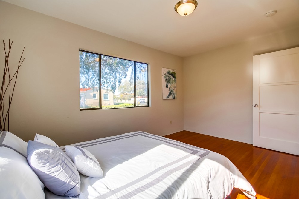 Virtual tour photo 24 of 39 for 3847 69th St