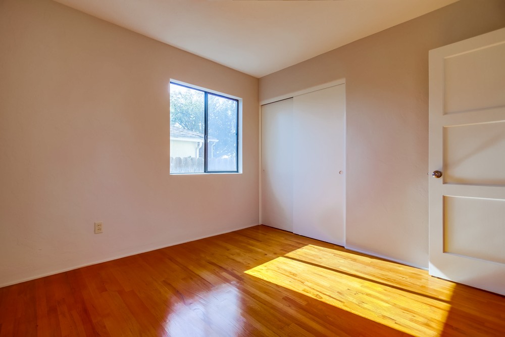 Virtual tour photo 28 of 39 for 3847 69th St