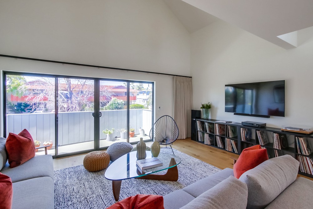 Virtual tour photo 12 of 59 for 3847 Sequoia St