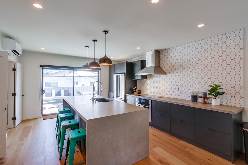 Virtual tour photo 15 of 59 for 3847 Sequoia St