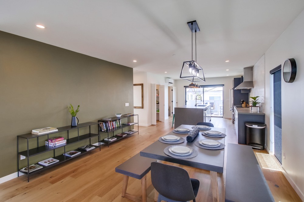 Virtual tour photo 23 of 59 for 3847 Sequoia St
