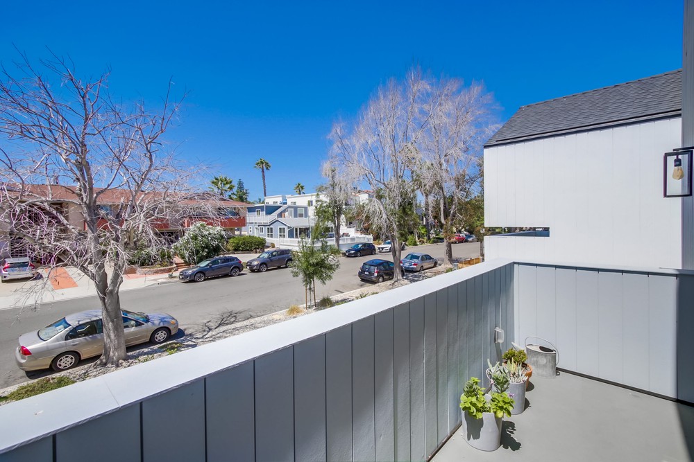Virtual tour photo 25 of 59 for 3847 Sequoia St