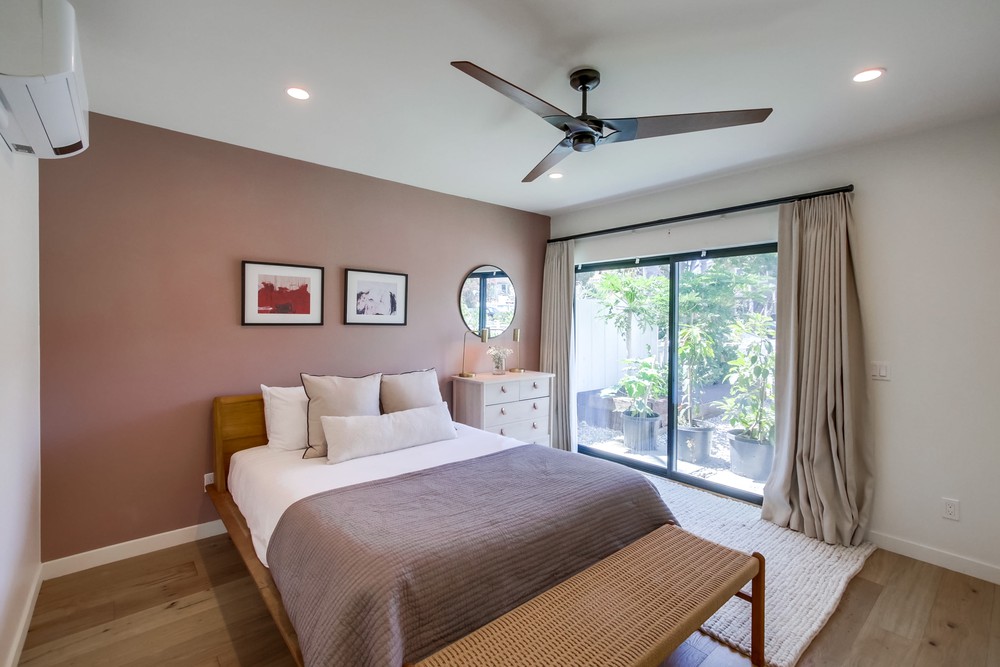 Virtual tour photo 26 of 59 for 3847 Sequoia St