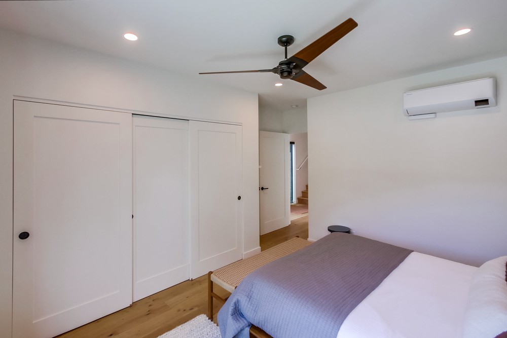 Virtual tour photo 29 of 59 for 3847 Sequoia St