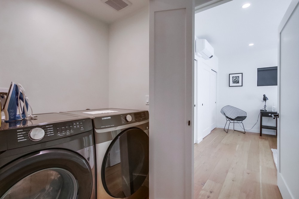Virtual tour photo 35 of 59 for 3847 Sequoia St