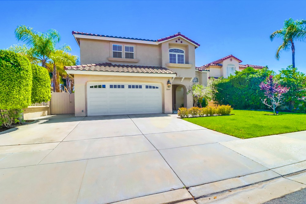 Virtual tour photo 3 of 65 for 3849 Chippewa Ct