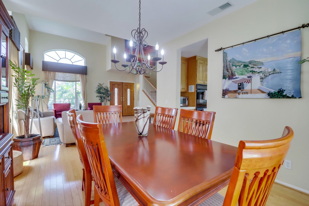 Virtual tour photo 17 of 65 for 3849 Chippewa Ct