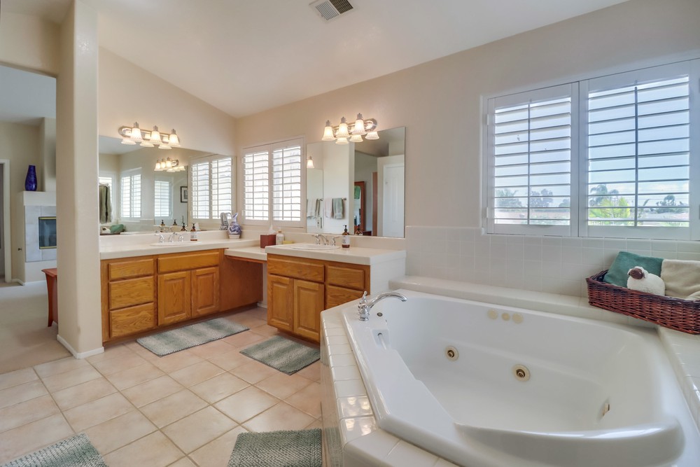 Virtual tour photo 38 of 65 for 3849 Chippewa Ct