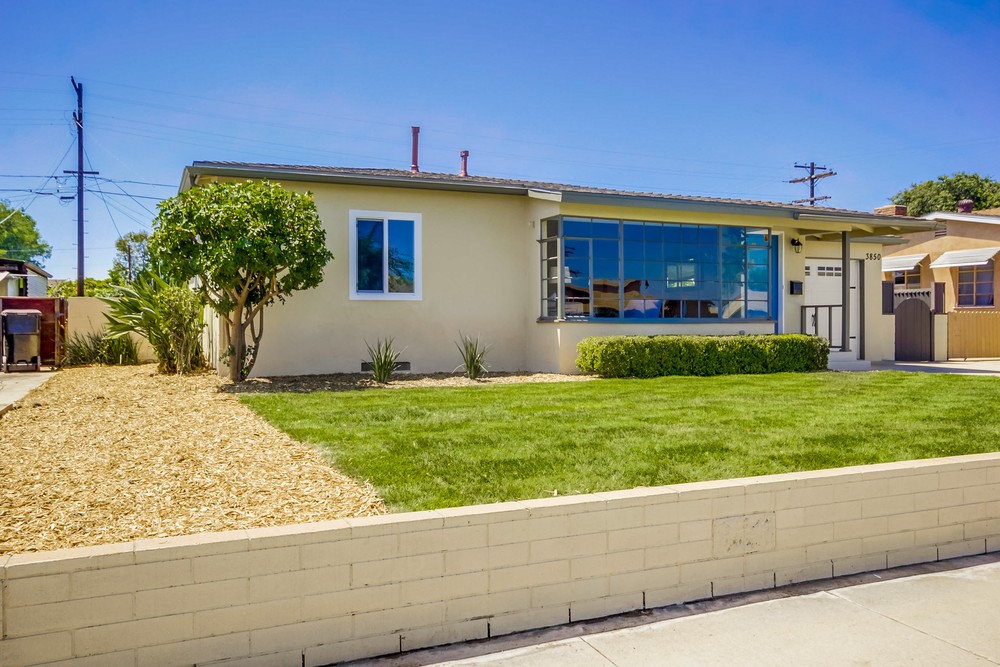 Virtual tour photo 4 of 42 for 3850 Loma Alta Dr