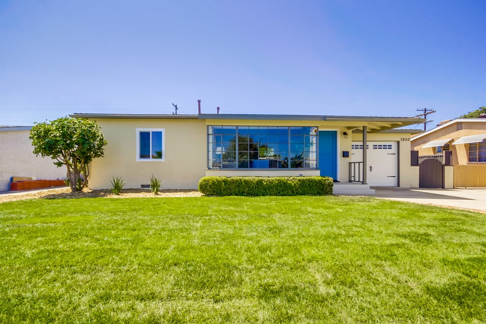 Virtual tour photo 5 of 42 for 3850 Loma Alta Dr
