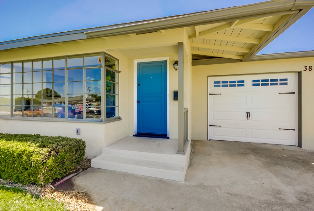 Virtual tour photo 8 of 42 for 3850 Loma Alta Dr