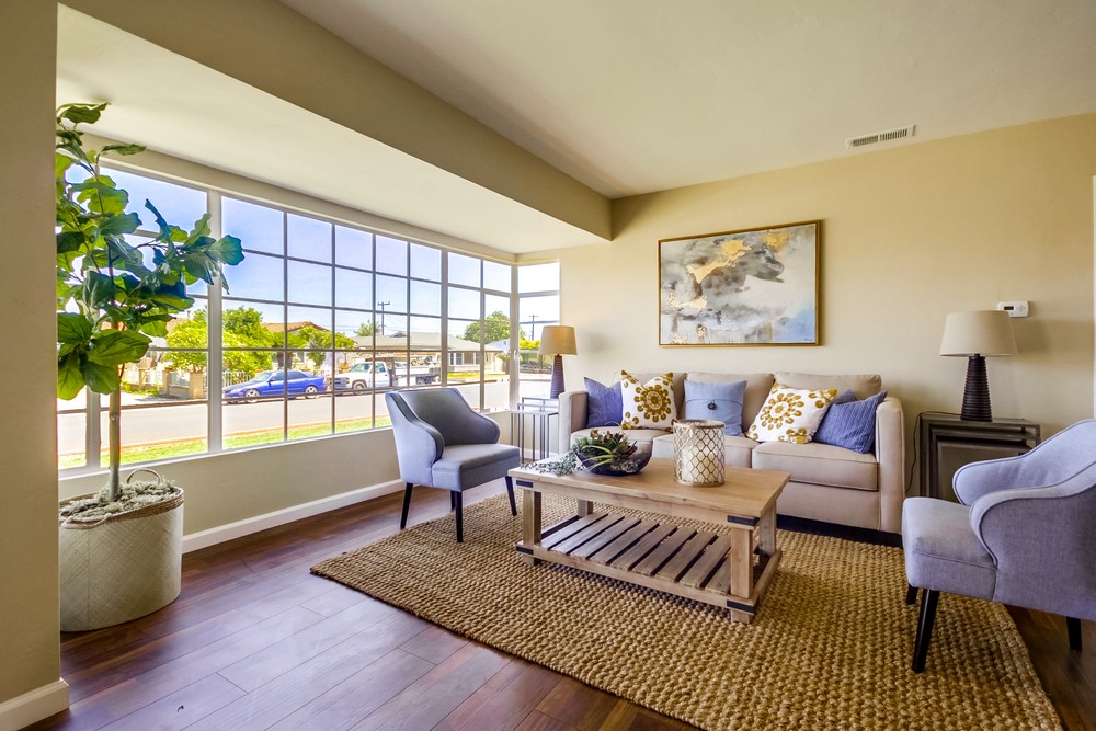 Virtual tour photo 11 of 42 for 3850 Loma Alta Dr