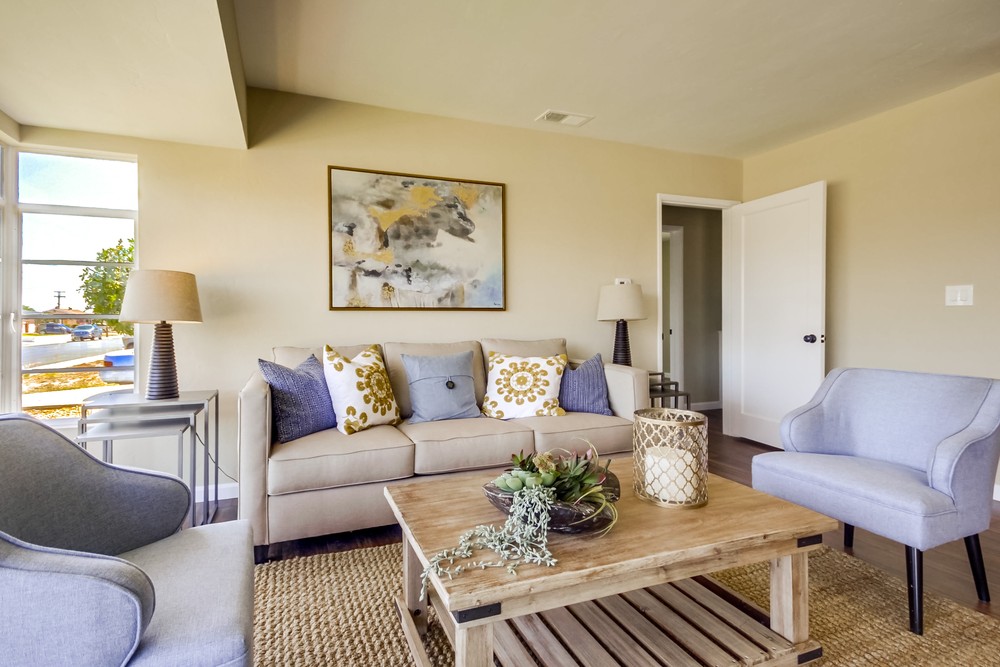 Virtual tour photo 13 of 42 for 3850 Loma Alta Dr