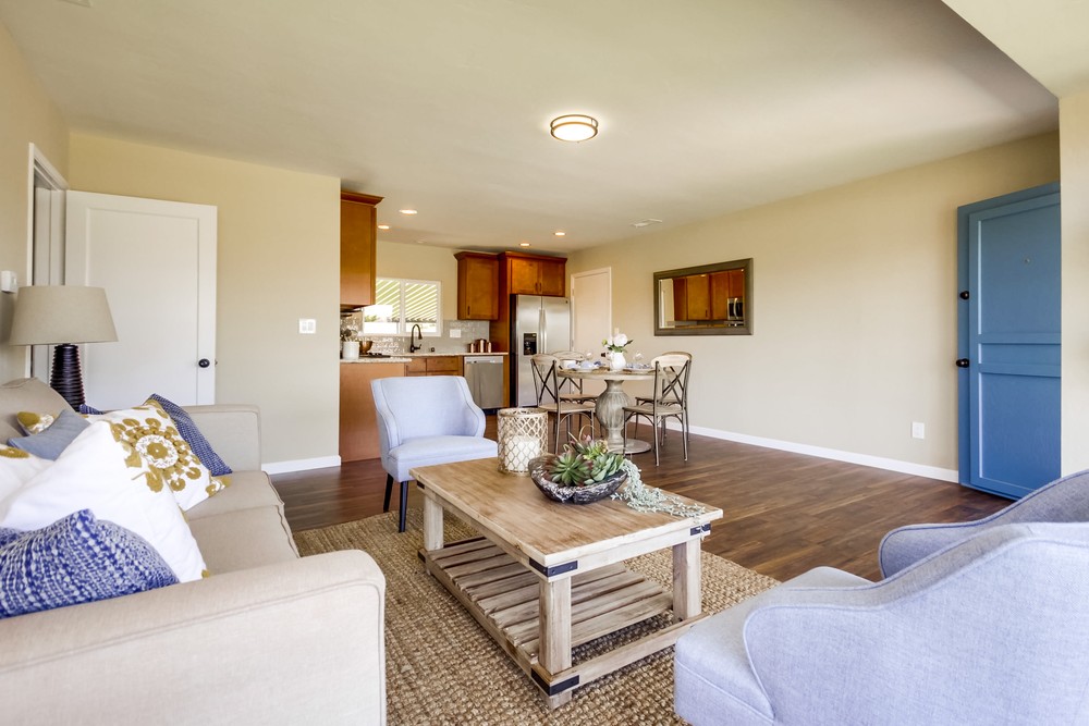 Virtual tour photo 14 of 42 for 3850 Loma Alta Dr