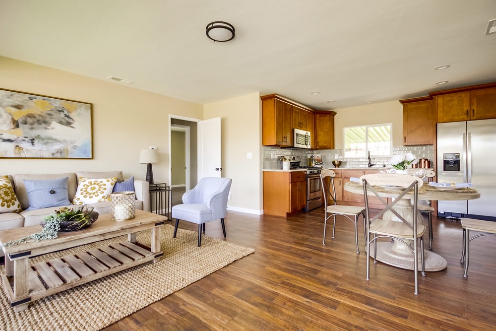 Virtual tour photo 15 of 42 for 3850 Loma Alta Dr