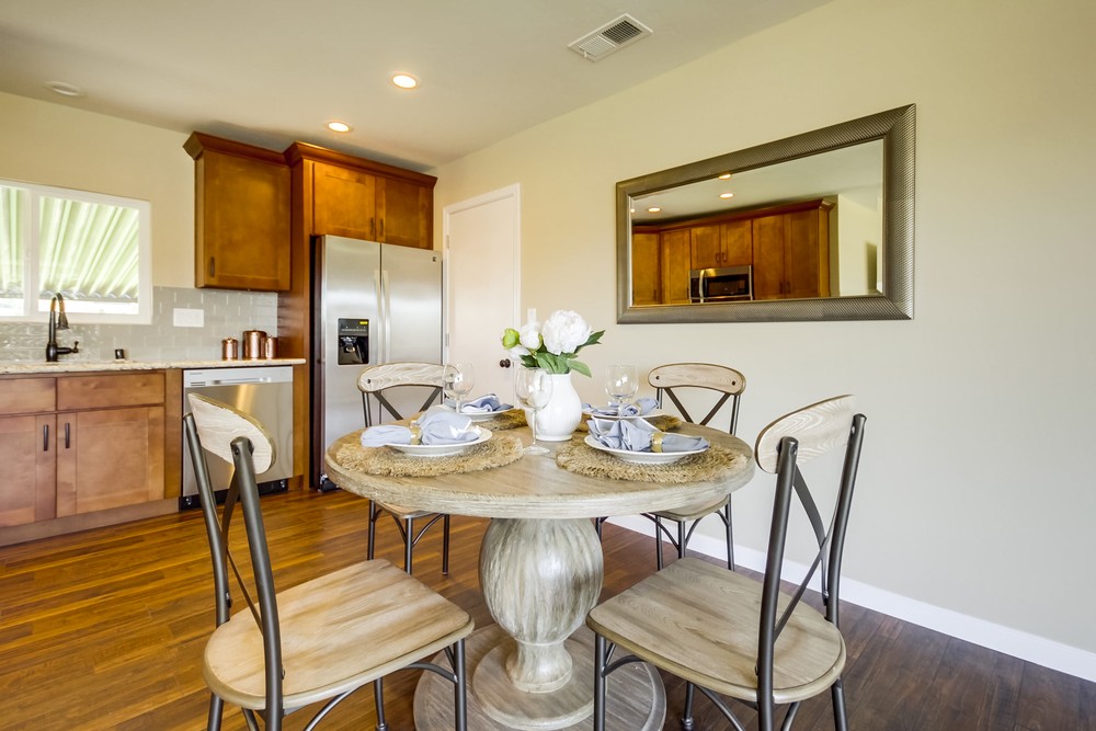 Virtual tour photo 17 of 42 for 3850 Loma Alta Dr