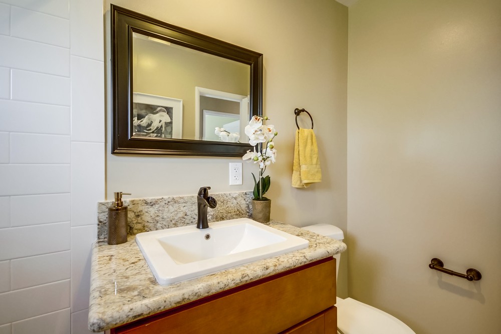 Virtual tour photo 33 of 42 for 3850 Loma Alta Dr