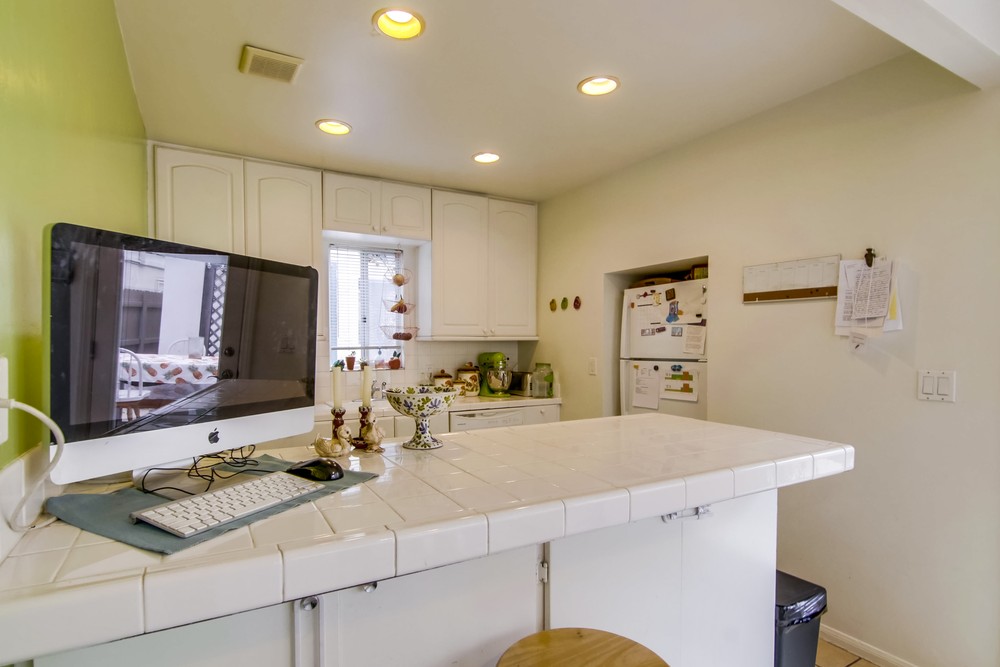 Virtual tour photo 17 of 60 for 3851 Kendall St