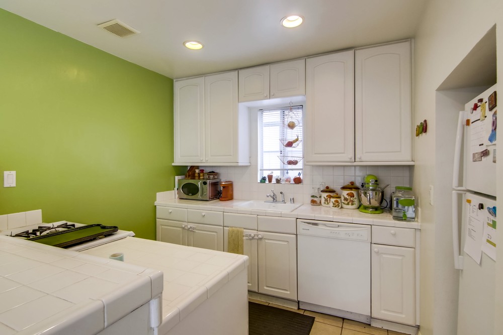 Virtual tour photo 20 of 60 for 3851 Kendall St