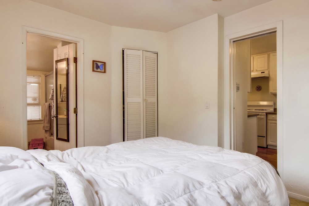 Virtual tour photo 57 of 60 for 3851 Kendall St
