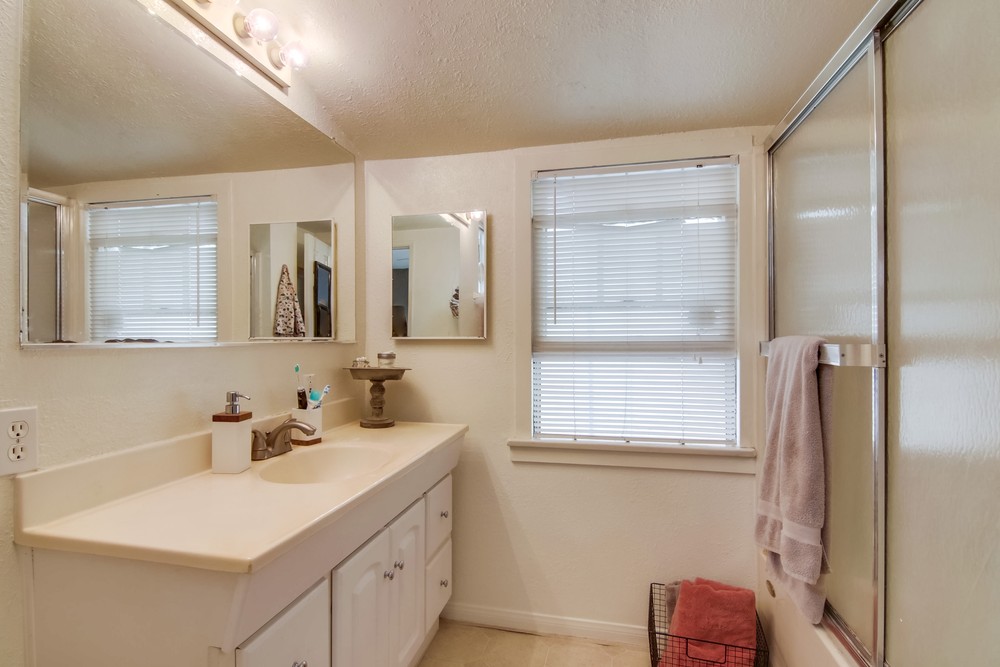 Virtual tour photo 60 of 60 for 3851 Kendall St