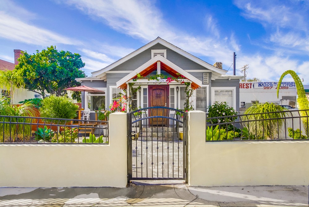 Virtual tour photo 1 of 32 for 3852 1st Ave