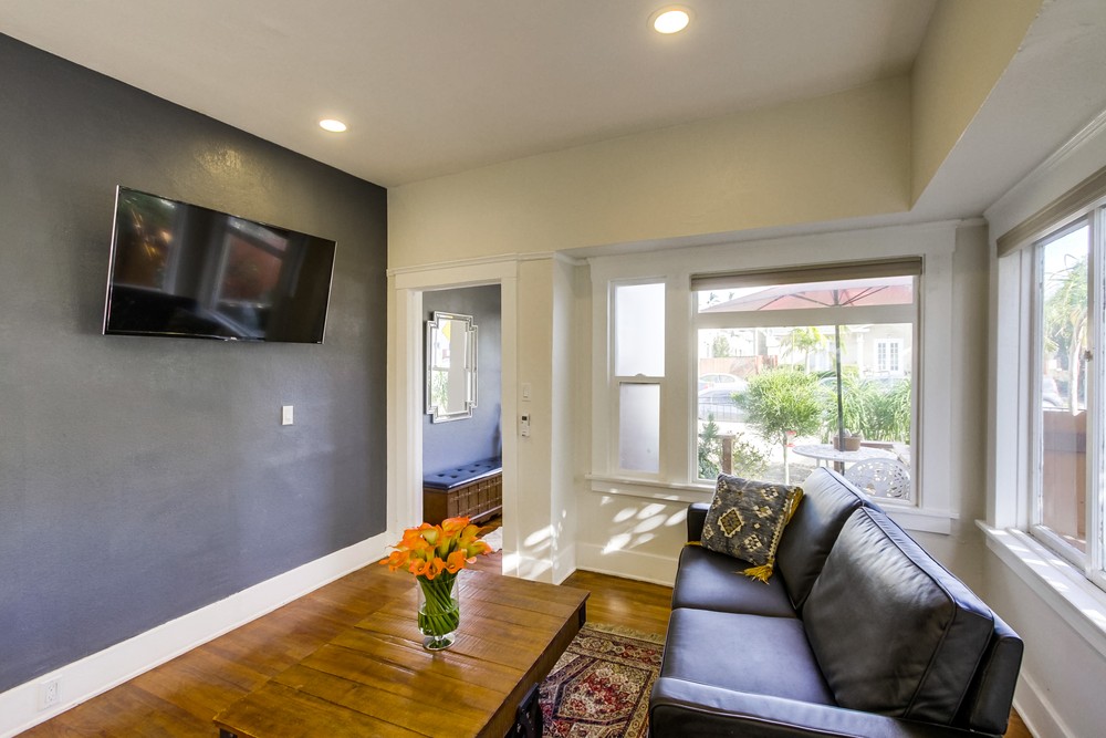 Virtual tour photo 11 of 32 for 3852 1st Ave