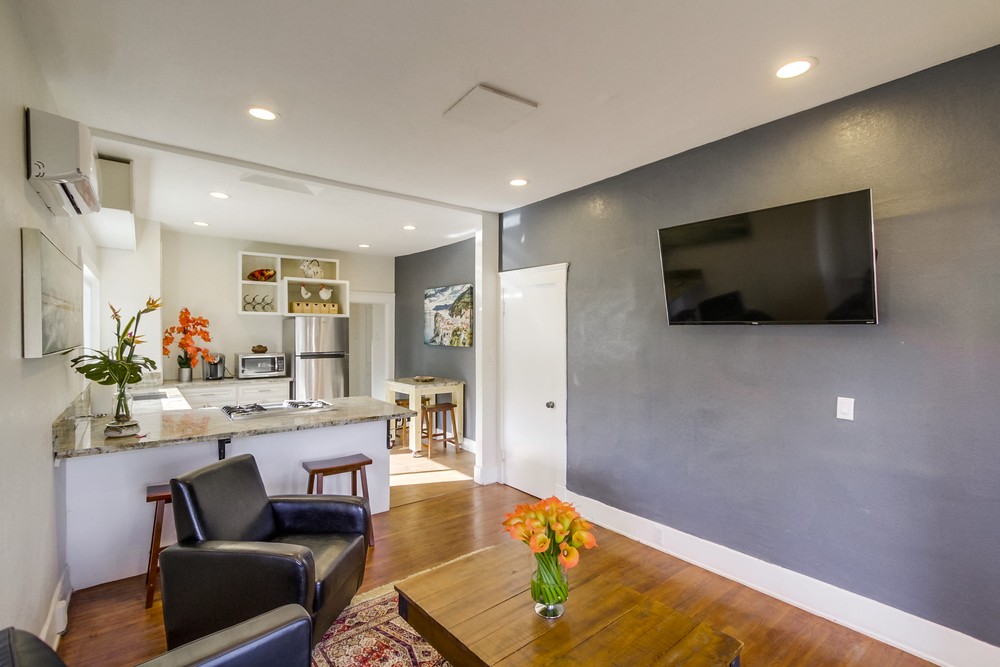 Virtual tour photo 13 of 32 for 3852 1st Ave