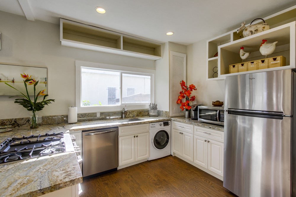 Virtual tour photo 15 of 32 for 3852 1st Ave