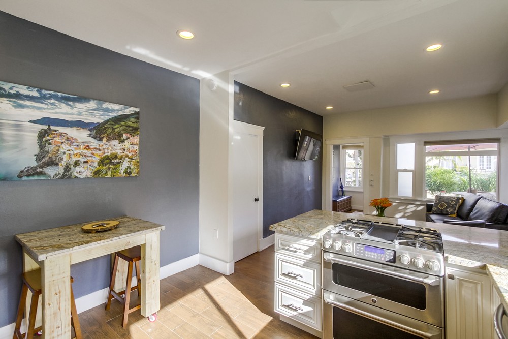 Virtual tour photo 16 of 32 for 3852 1st Ave
