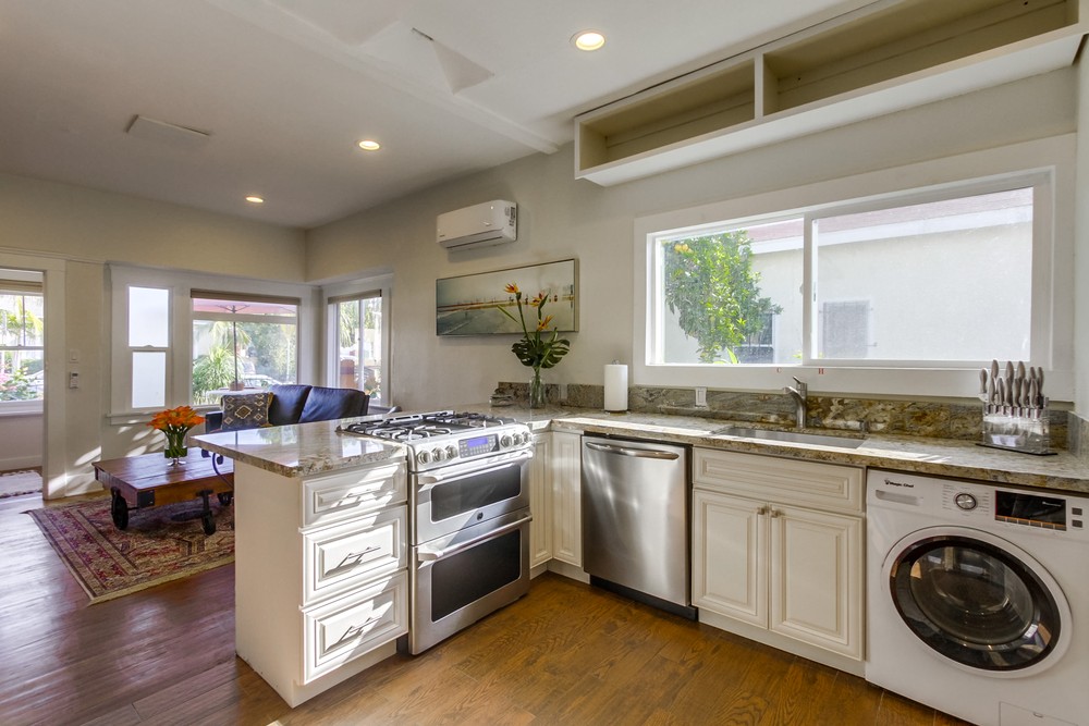 Virtual tour photo 17 of 32 for 3852 1st Ave