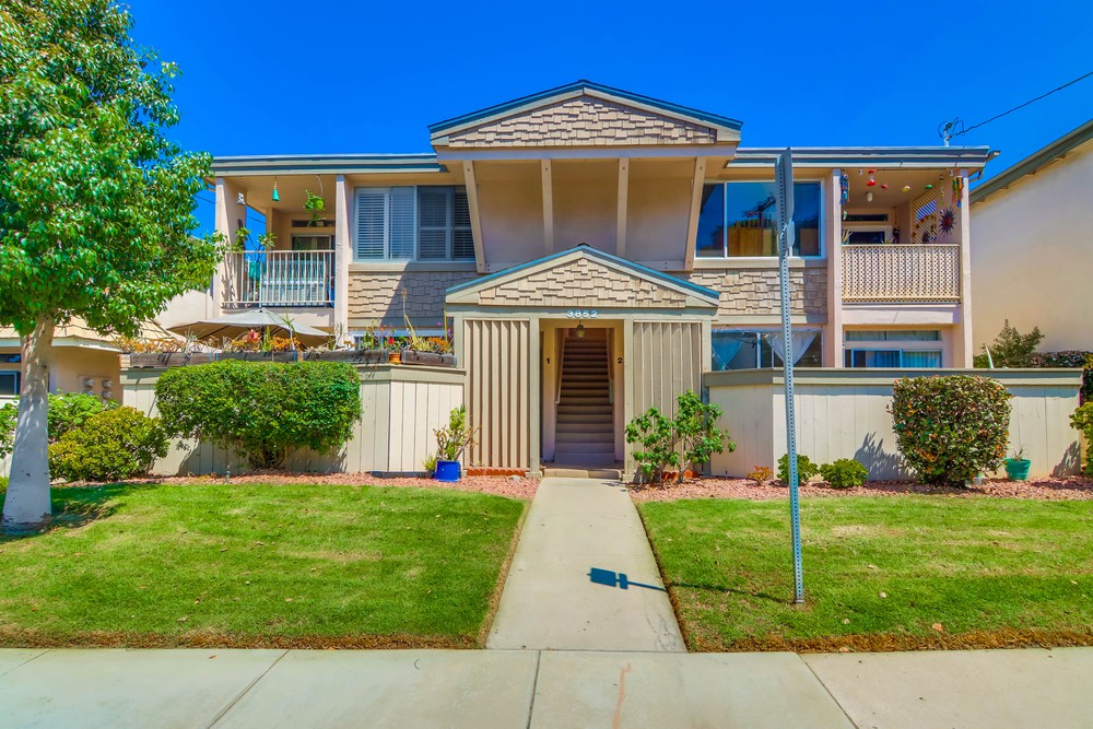 Virtual tour photo 1 of 38 for 3852 Basilone St
