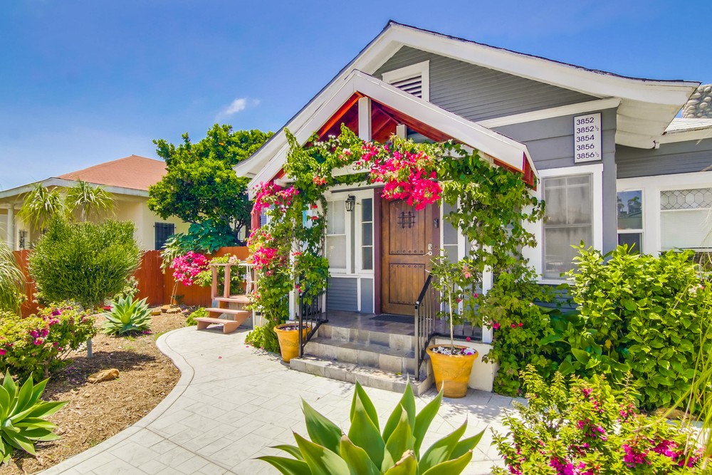 Virtual tour photo 7 of 45 for 3856 1/2 1st Ave