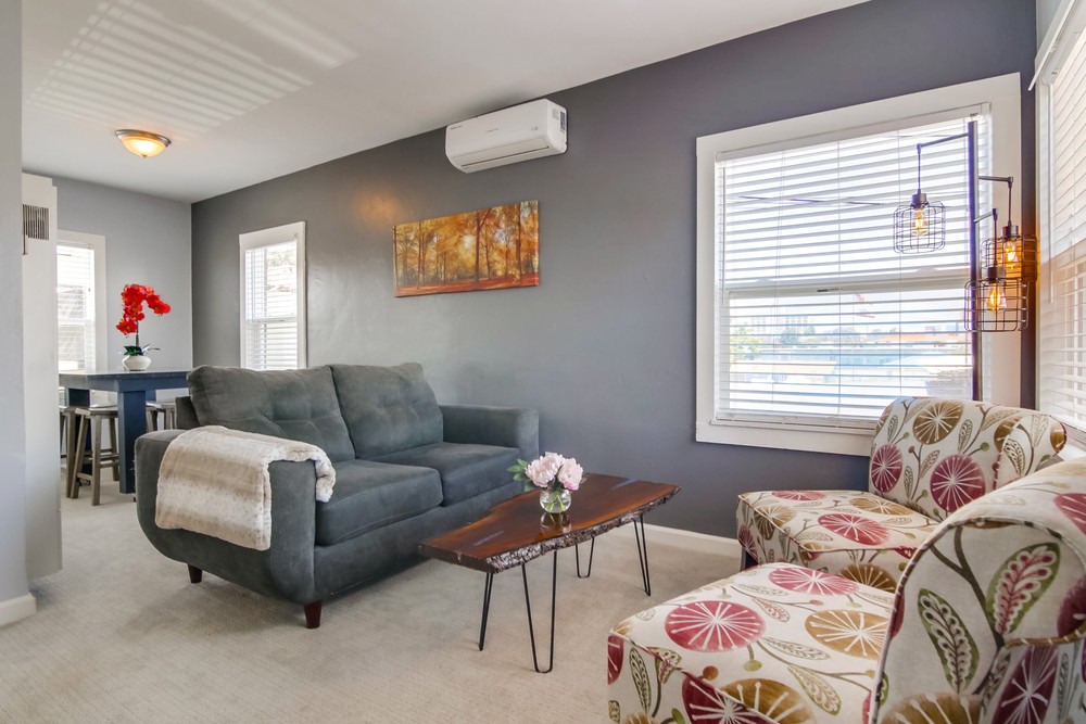 Virtual tour photo 9 of 45 for 3856 1/2 1st Ave