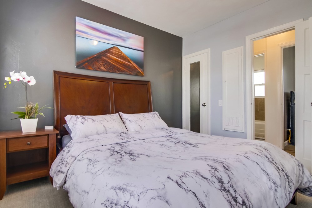 Virtual tour photo 26 of 45 for 3856 1/2 1st Ave