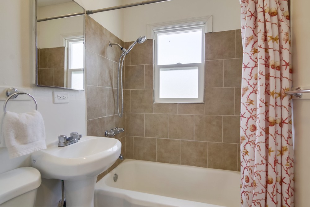 Virtual tour photo 30 of 45 for 3856 1/2 1st Ave