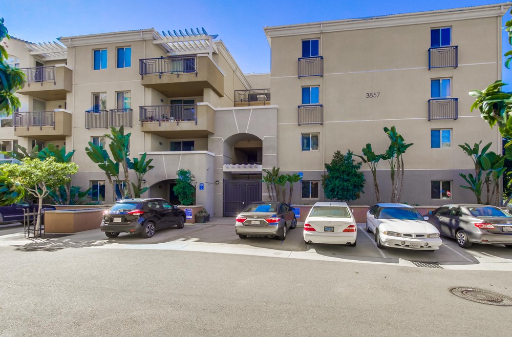 Virtual tour photo 1 of 30 for 3857 Pell Pl