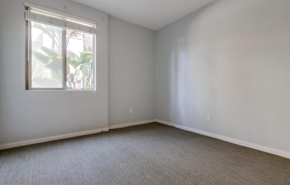 Virtual tour photo 15 of 30 for 3857 Pell Pl