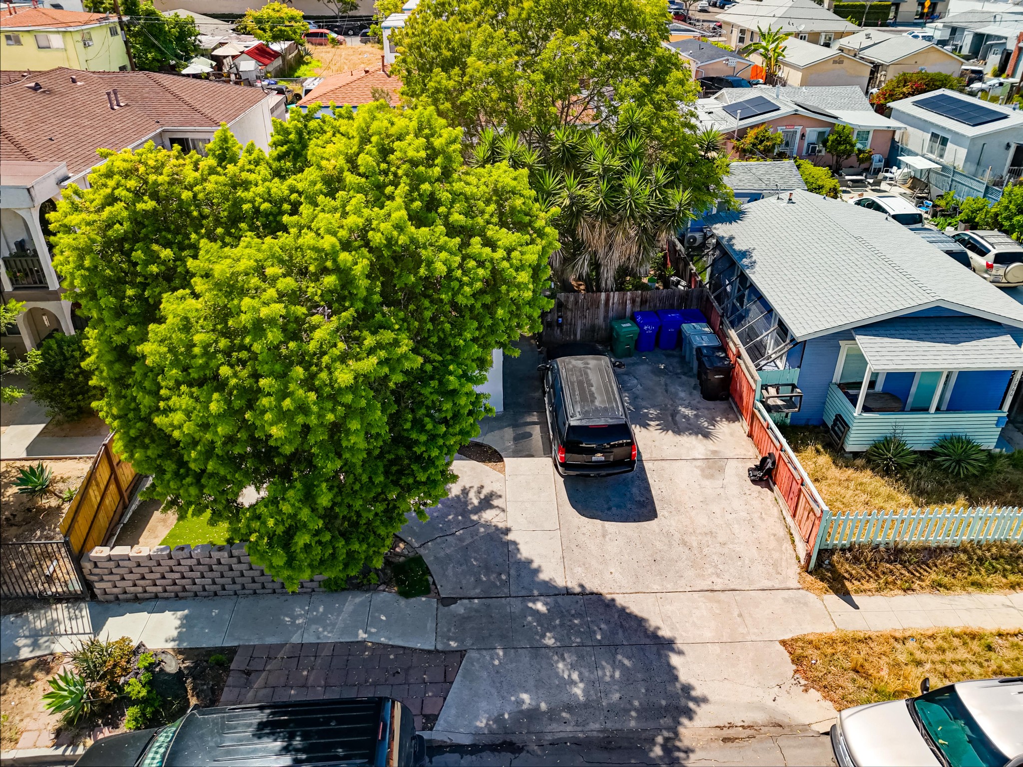 Virtual tour photo 3 of 16 for 3860-64 45th St