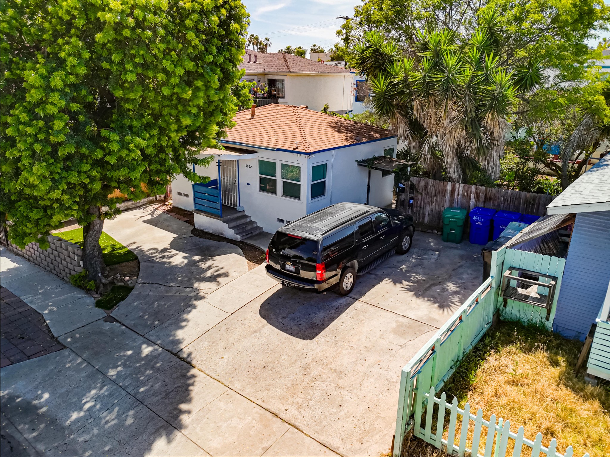 Virtual tour photo 4 of 16 for 3860-64 45th St