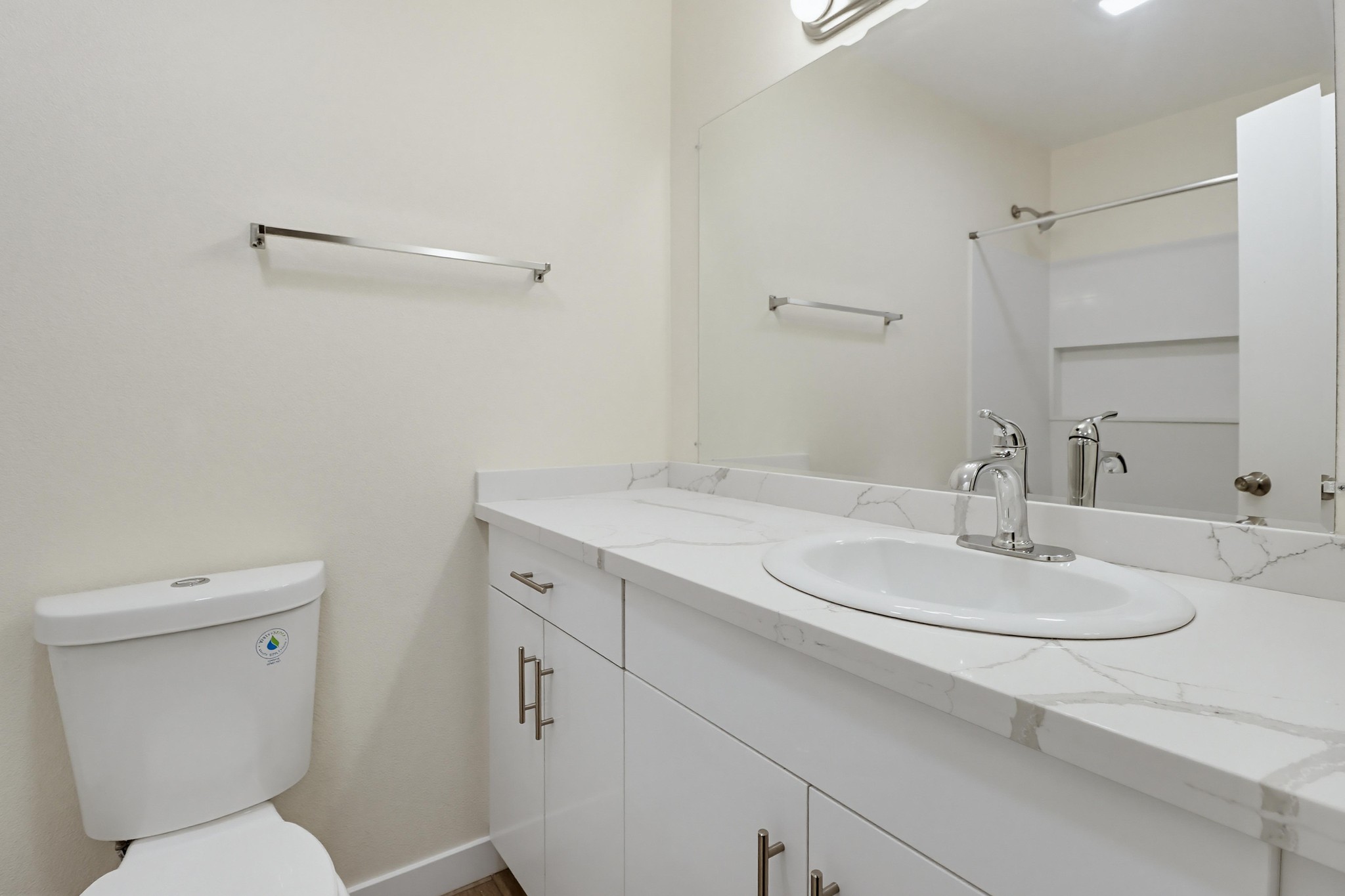 Virtual tour photo 26 of 34 for 3860 Helix St