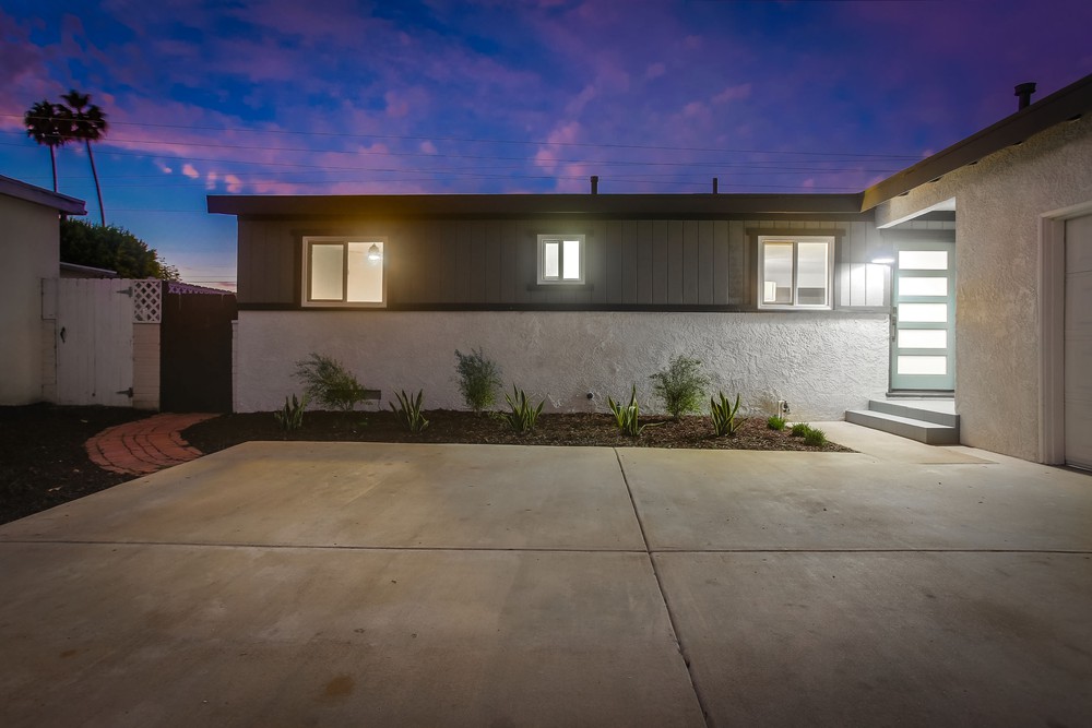 Virtual tour photo 4 of 72 for 3862 Martha St