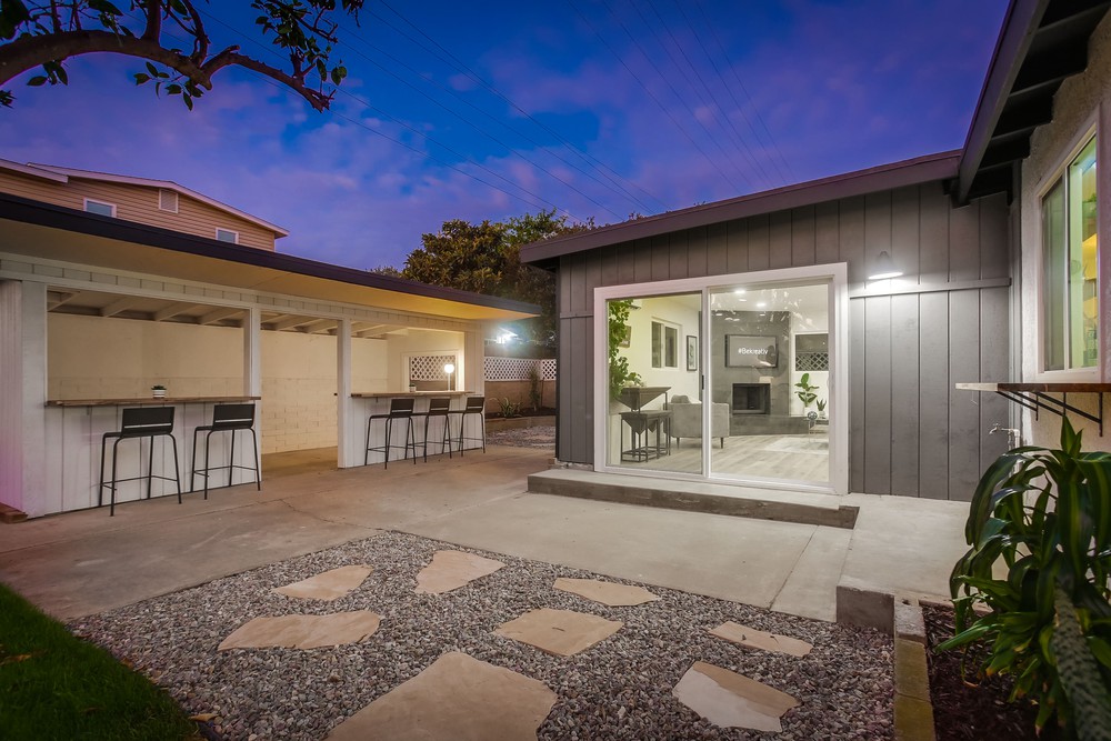 Virtual tour photo 6 of 72 for 3862 Martha St