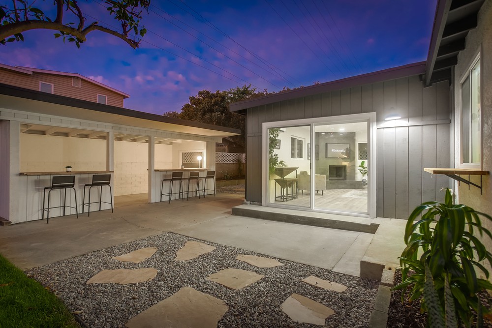 Virtual tour photo 11 of 72 for 3862 Martha St