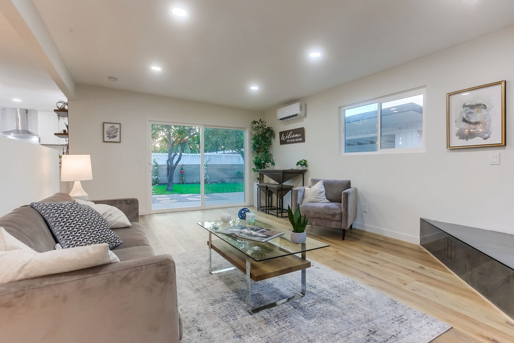 Virtual tour photo 15 of 72 for 3862 Martha St