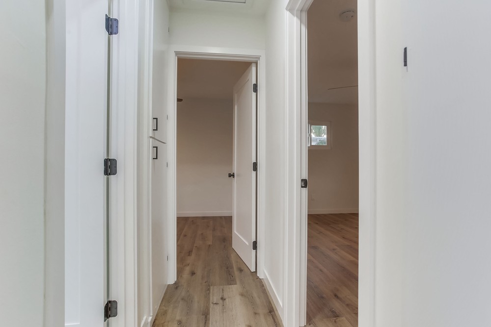 Virtual tour photo 31 of 72 for 3862 Martha St